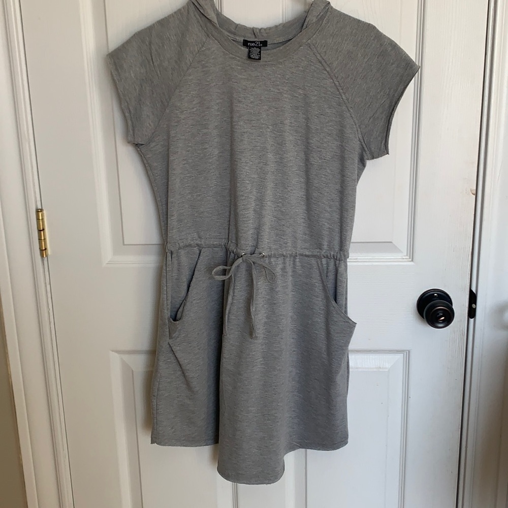 Rue21 Casual hoodie dress with pockets!